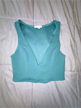 Charlotte Russe Teal Deep V Neck Cropped Tank Top Size Small